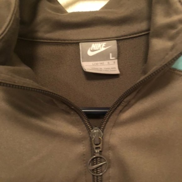COPY - Nike Sweatsuit - Picture 5 of 5